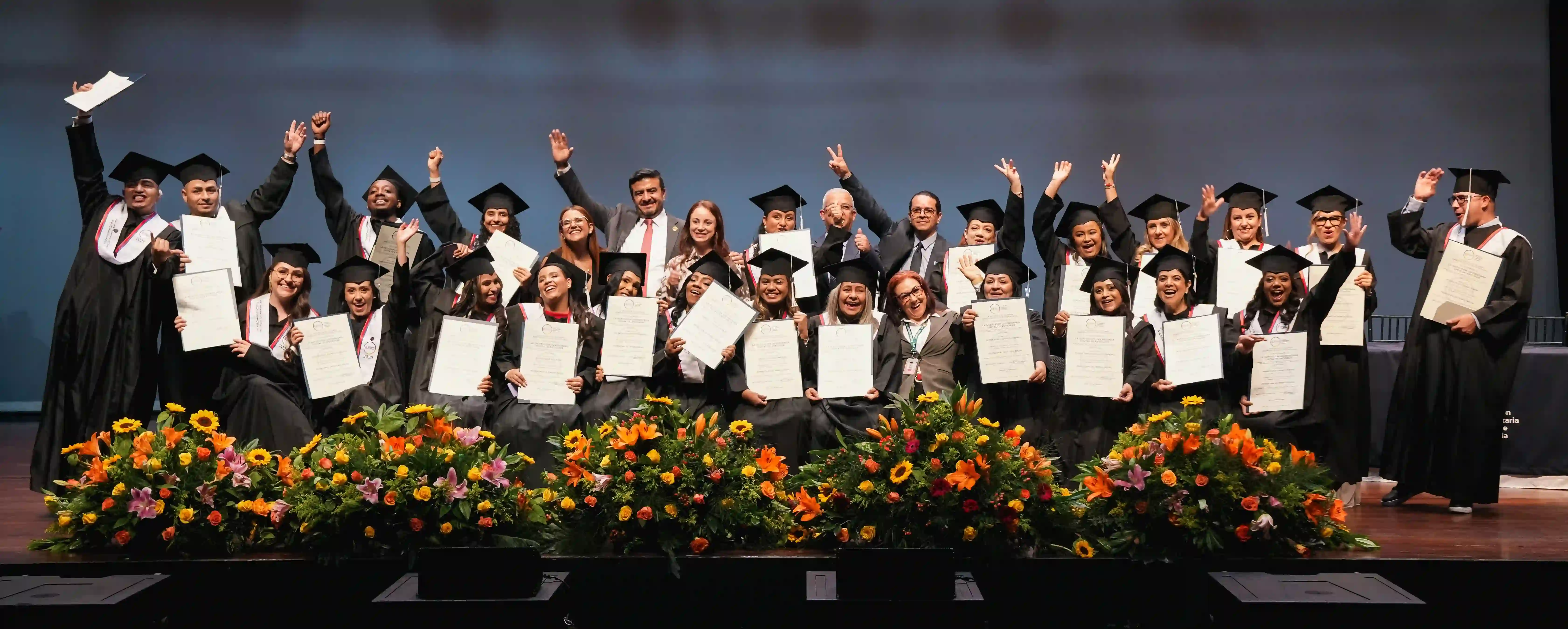 IU Digital de Antioquia celebra la graduación de 487 nuevos profesionales