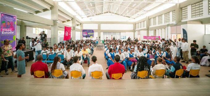 La IU Digital de Antioquia llega a San Andrés: la educación superior ahora también se queda en las islas