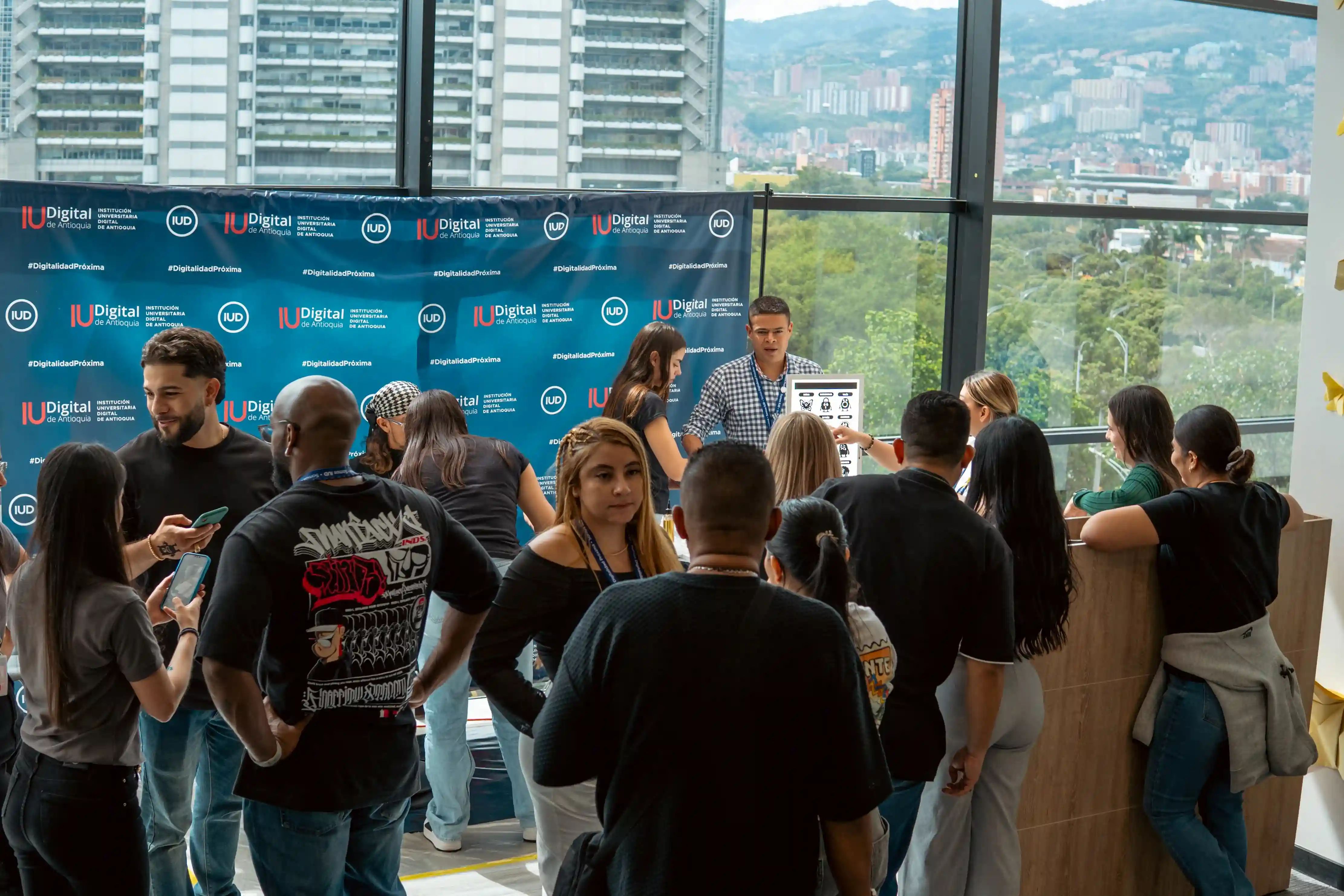 La IU Digital de Antioquia se tatúa la salud mental con “Muto”